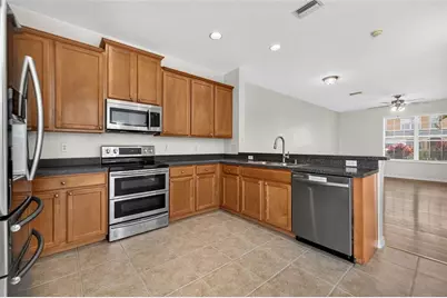 6585 Marlberry Way, Largo, FL 33773 - Photo 10