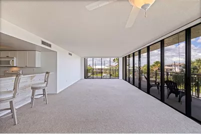 7600 Bayshore Drive #208, Treasure Island, FL 33706 - Photo 6