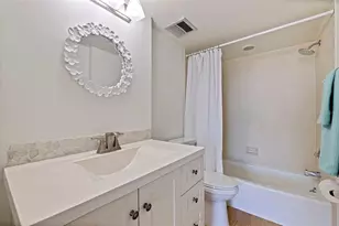 7600 Bayshore Dr, Treasure Island, FL 33706 - Photo 20