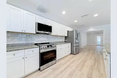 8270 30th Avenue N, Saint Petersburg, FL 33710 - Photo 24
