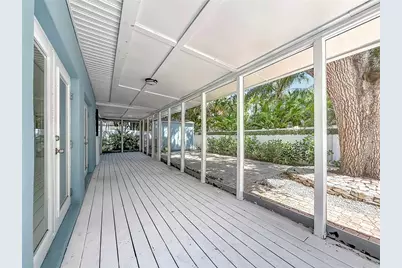 8270 30th Avenue N, Saint Petersburg, FL 33710 - Photo 58