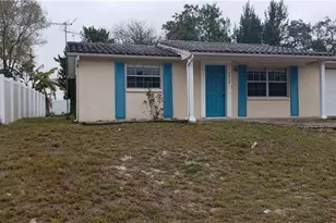 9920 Gray Fox Ln, Port Richey, FL 34668 - Photo 1