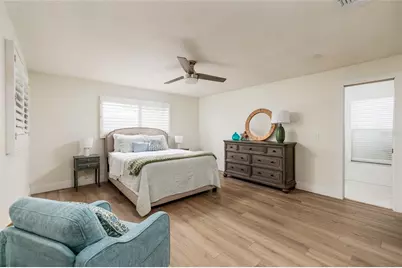 165 97th Avenue NE, Saint Petersburg, FL 33702 - Photo 20