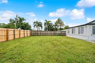 5527 Commonwealth Ave N, Saint Petersburg, FL 33703 - Photo 30