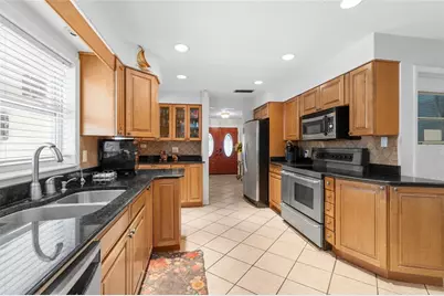 6232 43rd Avenue N, Kenneth City, FL 33709 - Photo 14