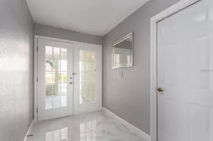2372 Hanover Dr, Dunedin, FL 34698 - Photo 4