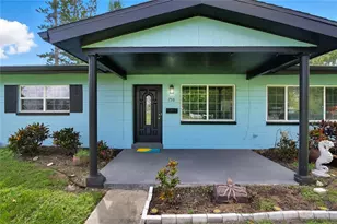 758 42nd Ave NE, Saint Petersburg, FL 33703 - Photo 4