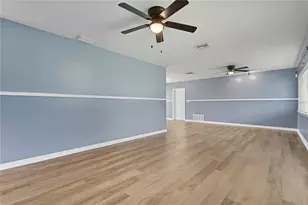 758 42nd Ave NE, Saint Petersburg, FL 33703 - Photo 6