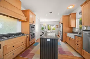 31 81st Ave, Treasure Island, FL 33706 - Photo 16