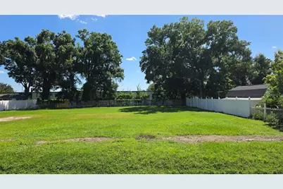 4040 W Comanche Avenue, Tampa, FL 33614 - Photo 2