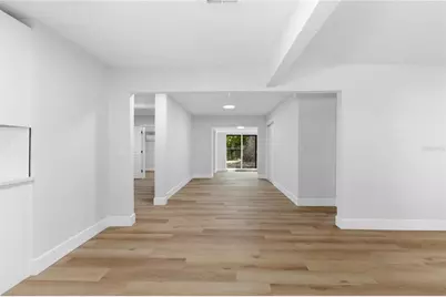 6911 Reindeer Road, Tampa, FL 33619 - Photo 6