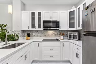 2010 E Palm Ave, Tampa, FL 33605 - Photo 4