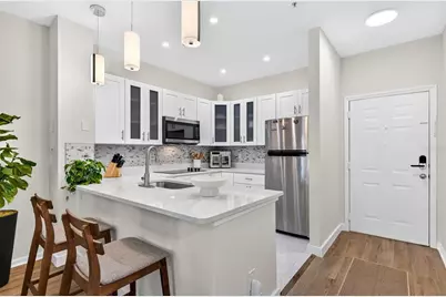 2010 E Palm Avenue #15211, Tampa, FL 33605 - Photo 6