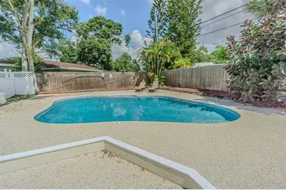 863 Bay Breeze Terrace, Largo, FL 33770 - Photo 26