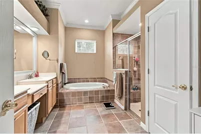 5105 Sylvan Oaks Drive, Valrico, FL 33596 - Photo 12
