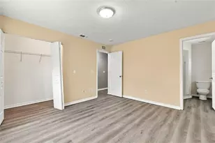 6417 28th St N, Saint Petersburg, FL 33702 - Photo 24