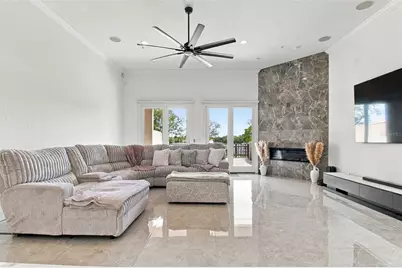1022 Paseo Del Rio NE #1022, Saint Petersburg, FL 33702 - Photo 10