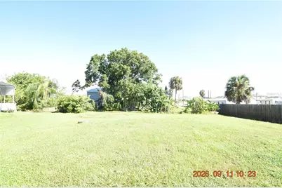 705 2nd Avenue NW #B, Ruskin, FL 33570 - Photo 6