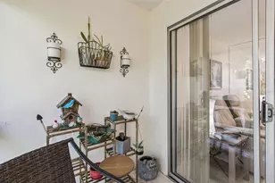 2750 E Bay Dr, Largo, FL 33771 - Photo 22