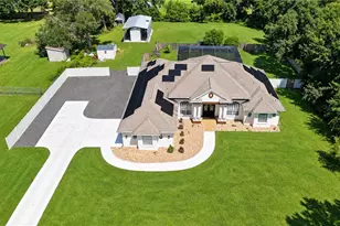 7136 Quail Hollow Blvd, Wesley Chapel, FL 33544 - Photo 2