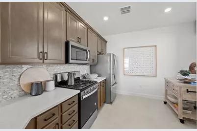 18738 Indian Rock Place, Lakewood Ranch, FL 34211 - Photo 20