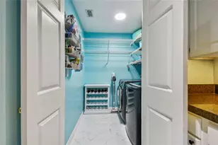 4304 Bay Club Cir, Tampa, FL 33607 - Photo 22