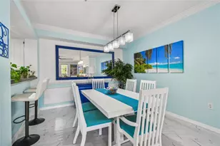 4304 Bay Club Cir, Tampa, FL 33607 - Photo 8