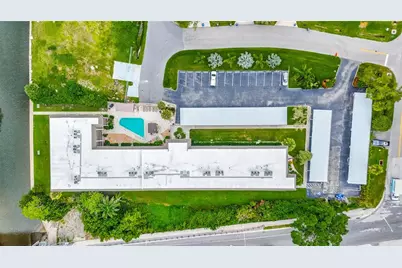 6470 Hollywood Boulevard #110, Sarasota, FL 34231 - Photo 28