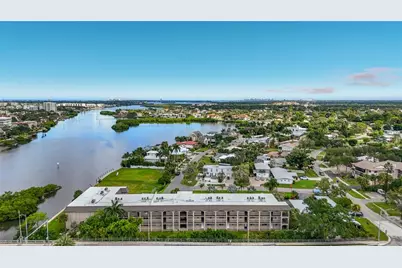 6470 Hollywood Boulevard #110, Sarasota, FL 34231 - Photo 36