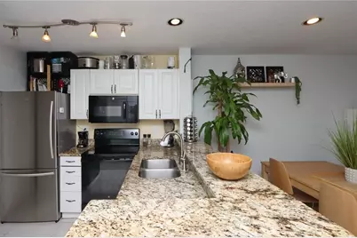 10110 Winsford Oak Boulevard #618, Tampa, FL 33624 - Photo 4