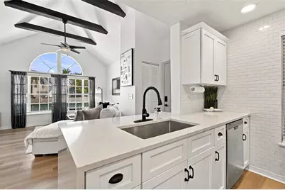 12233 Armenia Gables Circle #12233, Tampa, FL 33612 - Photo 18