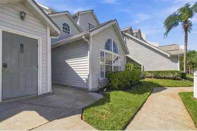 12233 Armenia Gables Circle #12233, Tampa, FL 33612 - Photo 2