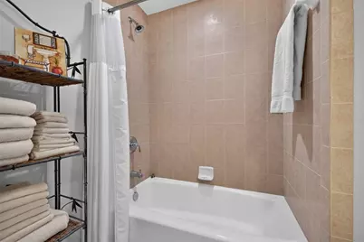 400 Beach Drive NE #1004, Saint Petersburg, FL 33701 - Photo 48