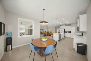 6016 Wandering Willow Dr, Wesley Chapel, FL 33545 - Photo 4