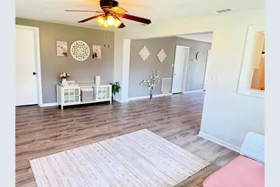 102 Glen Ridge Avenue, Temple Terrace, FL 33617 - Photo 18