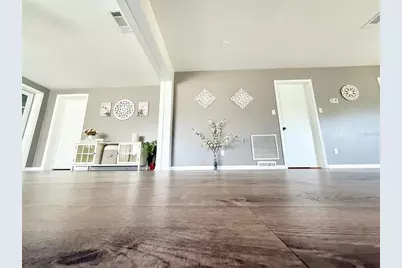 102 Glen Ridge Avenue, Temple Terrace, FL 33617 - Photo 14