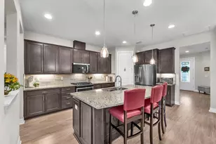 5708 Esker Falls Ln, Lithia, FL 33547 - Photo 4