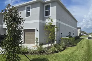 2248 Lesser Goldfinch Dr, Wimauma, FL 33598 - Photo 2