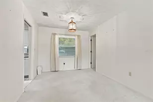 11161 105th Ave, Seminole, FL 33778 - Photo 12