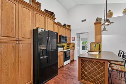 2010 River Park Court, Valrico, FL 33596 - Photo 8