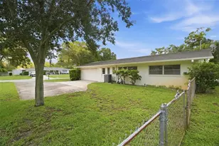 1514 Oakadia Dr W, Clearwater, FL 33764 - Photo 32