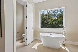 806 Lamont Pl, Temple Terrace, FL 33617 - Photo 26