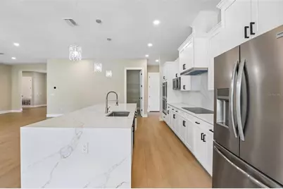 806 Lamont Place, Temple Terrace, FL 33617 - Photo 12
