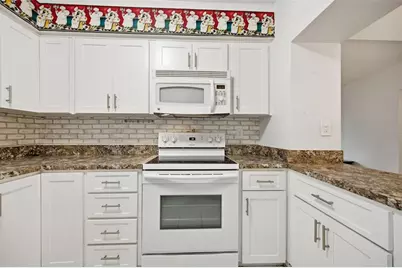 3206 River Cove Drive, Tampa, FL 33614 - Photo 8