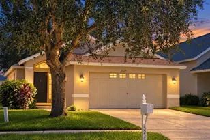 32215 Fish Hook Loop, Wesley Chapel, FL 33545 - Photo 20