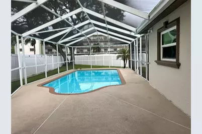 7892 Sundown Drive N, Saint Petersburg, FL 33709 - Photo 2