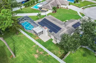 7892 Sundown Dr N, Saint Petersburg, FL 33709 - Photo 6