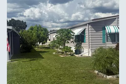 133 S Saint Thomas Circle, Apollo Beach, FL 33572 - Photo 2