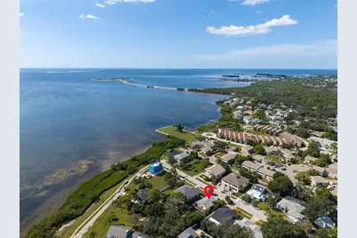 1907 Gulf Beach Boulevard, Tarpon Springs, FL 34689 - Photo 58
