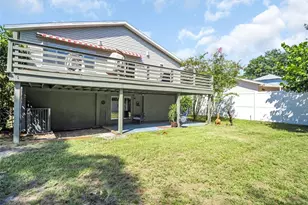 1907 Gulf Beach Blvd, Tarpon Springs, FL 34689 - Photo 46